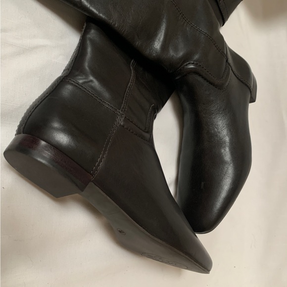 Tory Burch Leather Knee High Riding Boots Size 5.5 Brown Zip up - Picture 3 of 8